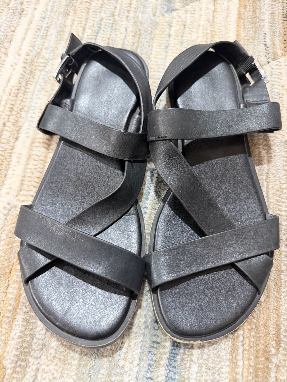 Michael Kors Black Cross-Strap Kids Sandals with Buckle